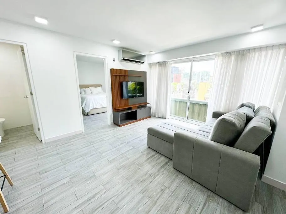 Urban Paradise Apt At El Rosal Caracas Apartment